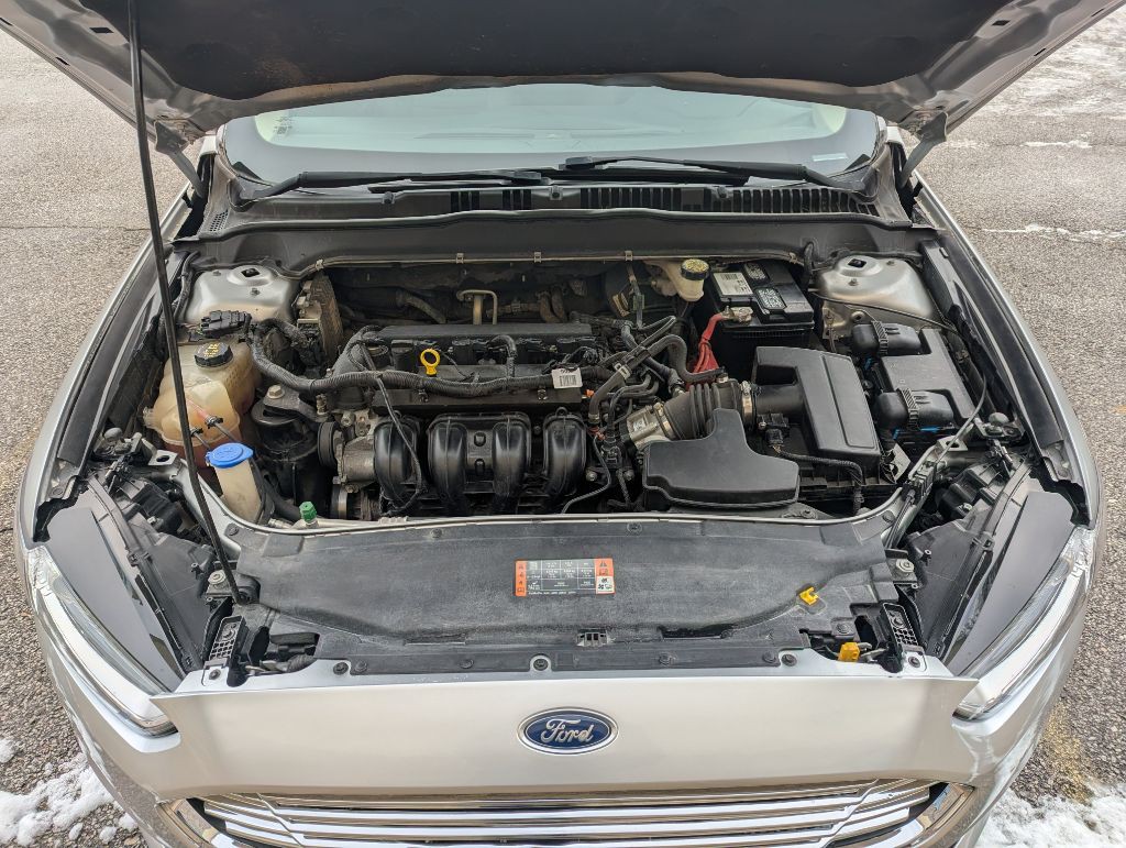 2017 Ford Fusion Image 16