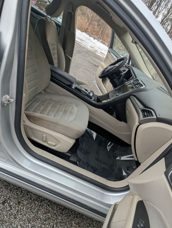 2017 Ford Fusion Image 11