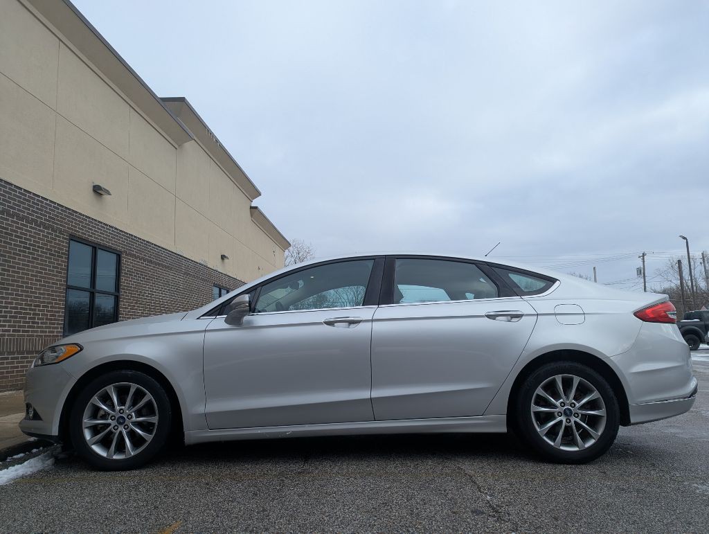 2017 Ford Fusion Image 3