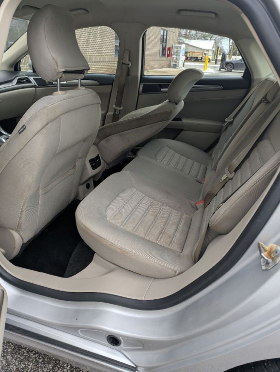 2017 Ford Fusion Image 14