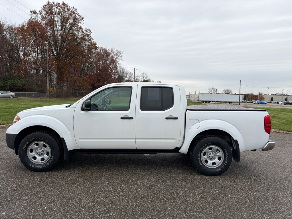 2011 Nissan Frontier Image 8