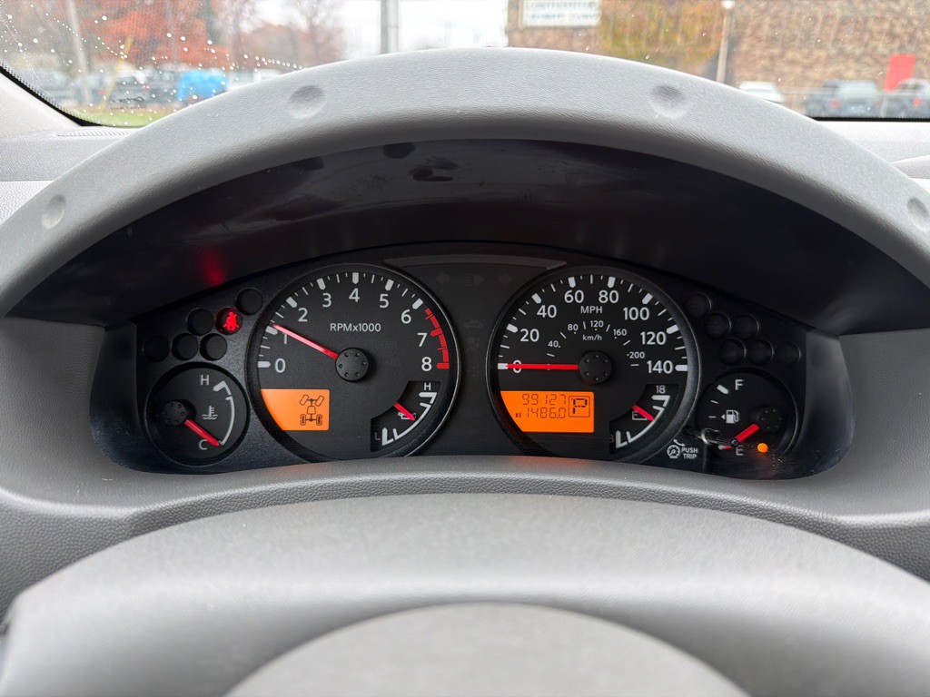 2011 Nissan Frontier Image 18