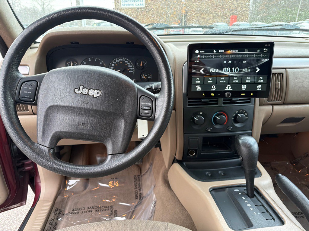 2003 Jeep Grand Cherokee Image 10