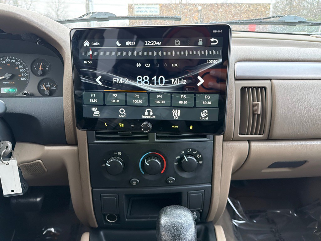 2003 Jeep Grand Cherokee Image 16