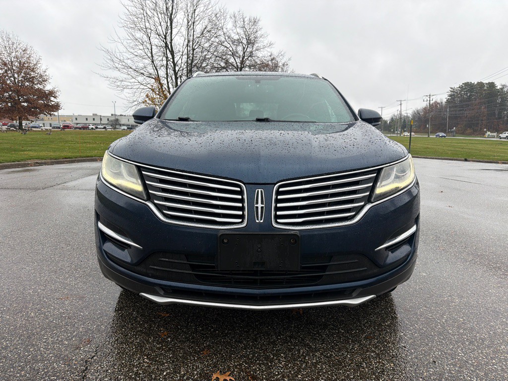 2017 Lincoln MKC Image 2
