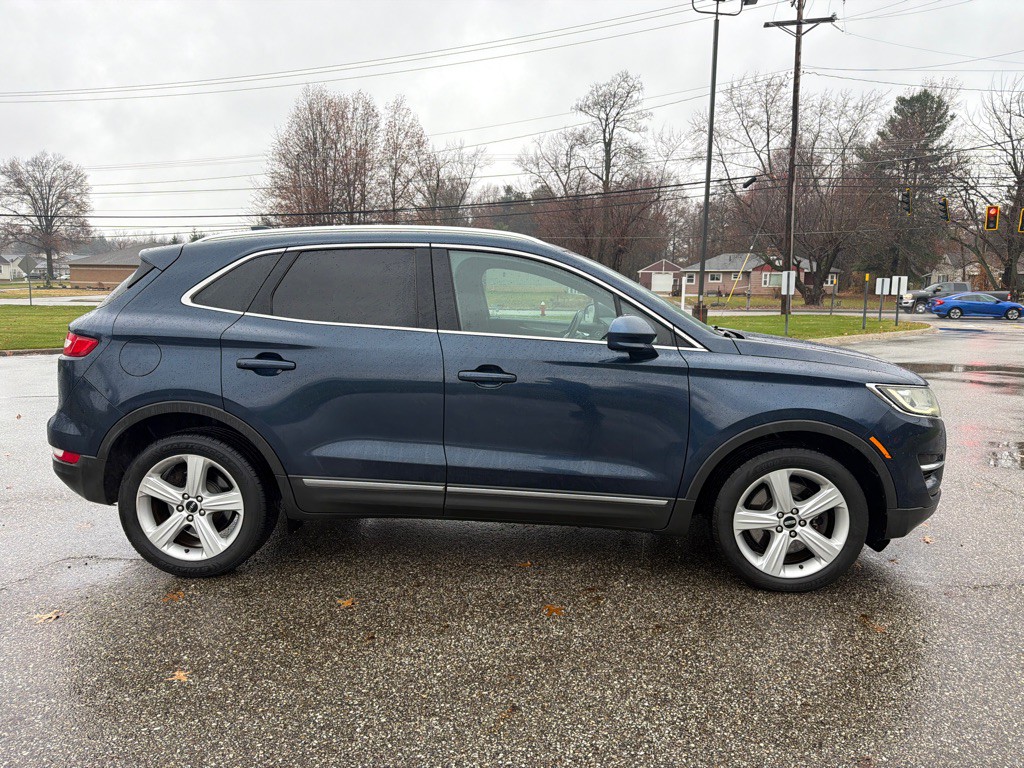 2017 Lincoln MKC Image 4
