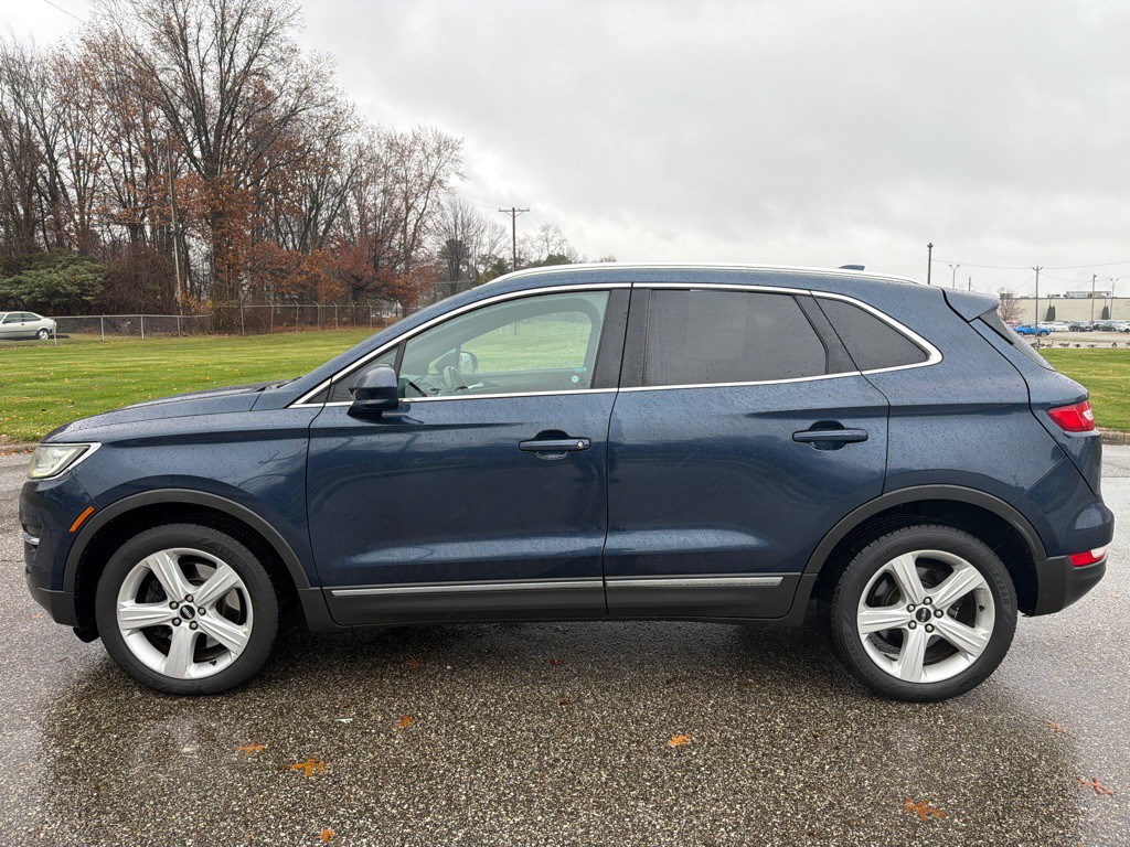 2017 Lincoln MKC Image 8