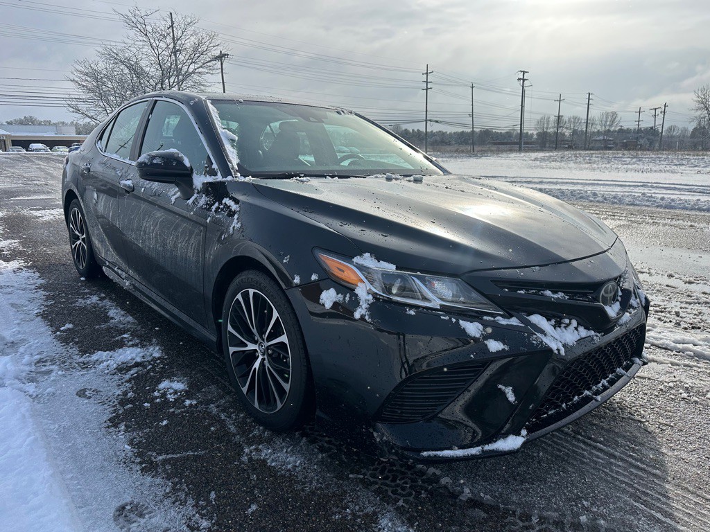 2019 Toyota Camry Image 7