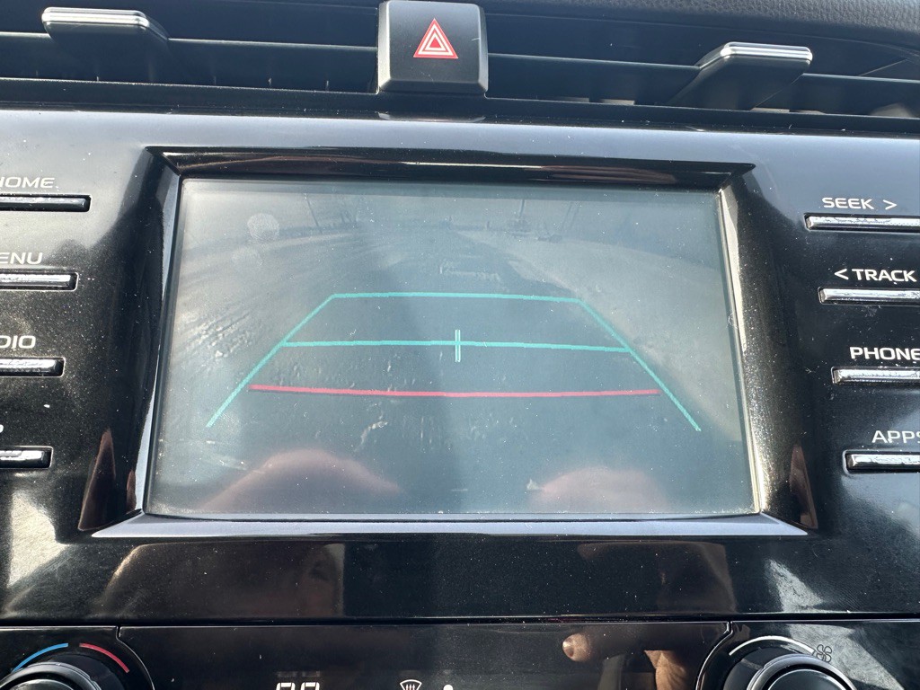 2019 Toyota Camry Image 12