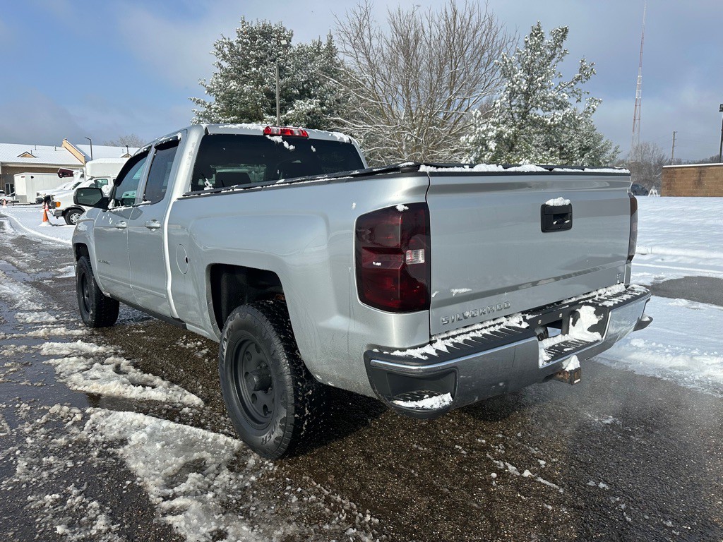 2015 Chevrolet Silverado 1500 Image 3