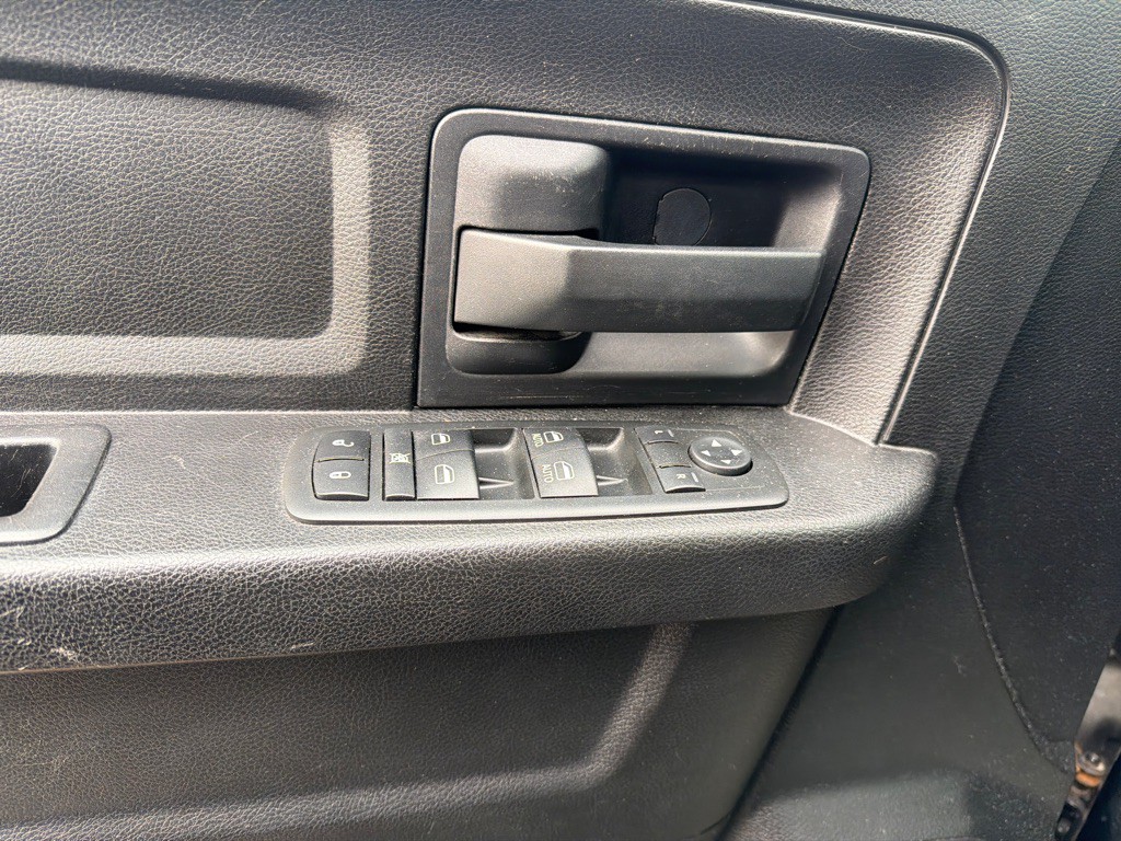 2013 RAM 1500 Image 13