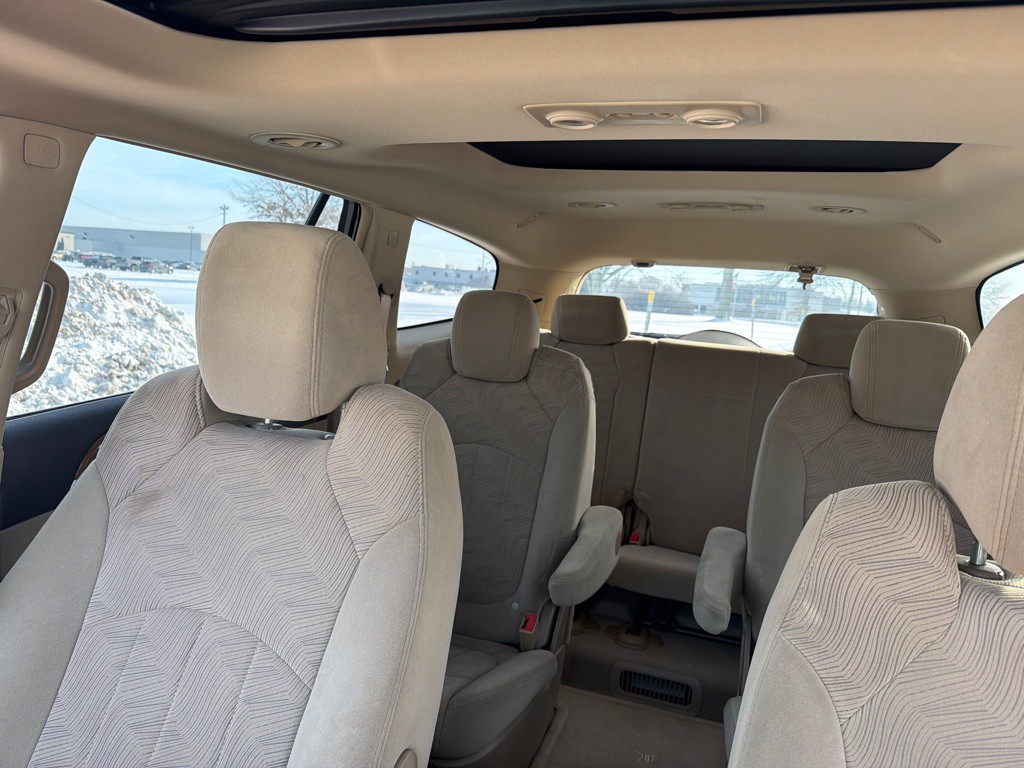 2009 Buick Enclave Image 15