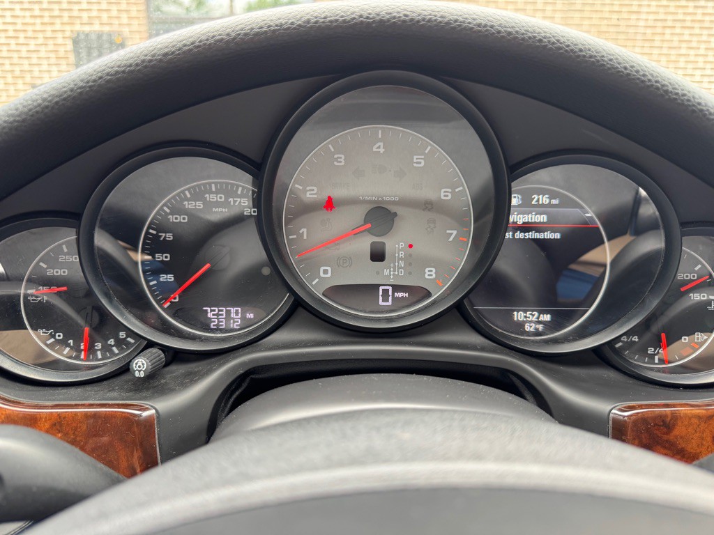 2012 Porsche Panamera Image 9