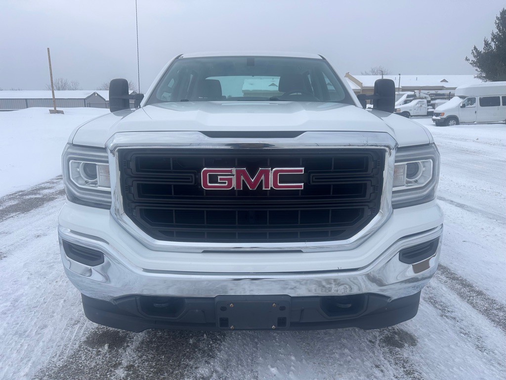2018 GMC Sierra Image 8