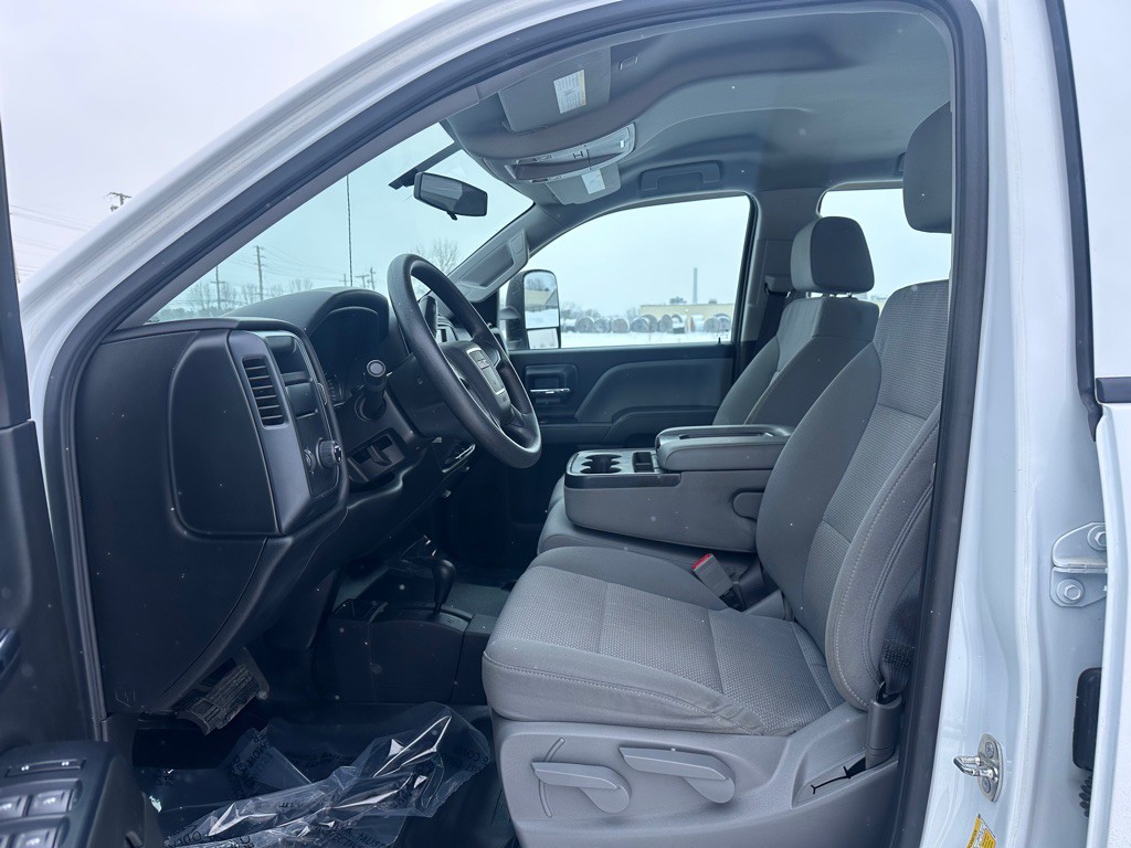 2018 GMC Sierra Image 12