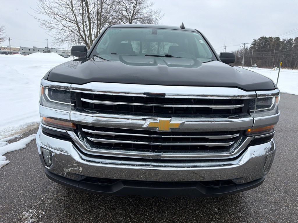 2018 Chevrolet Silverado 1500 Image 2
