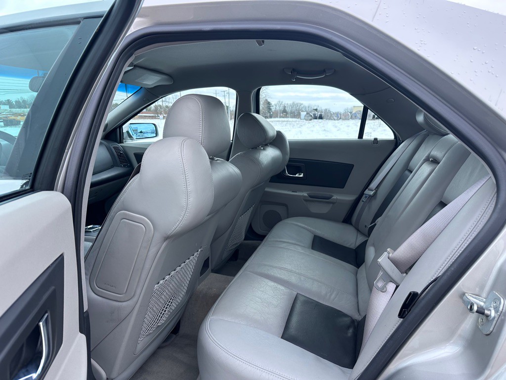 2007 Cadillac CTS Image 11