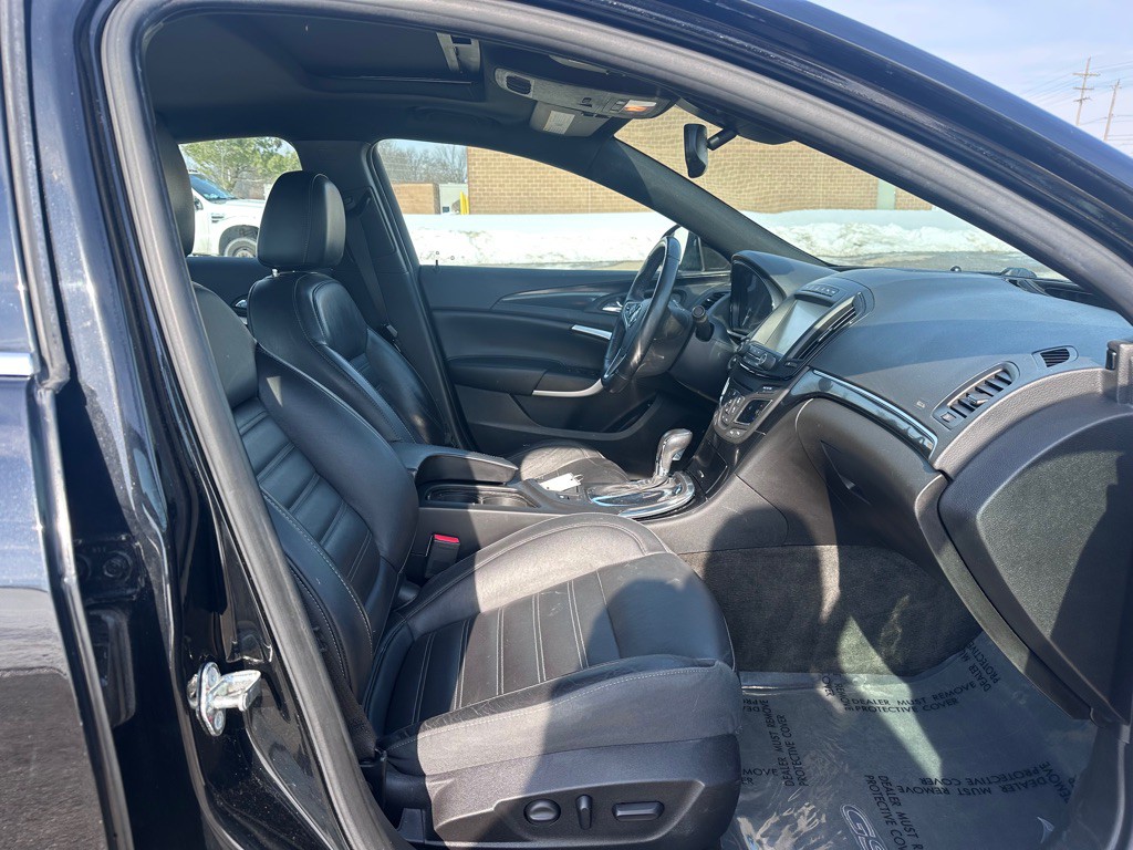 2016 Buick Regal Image 8