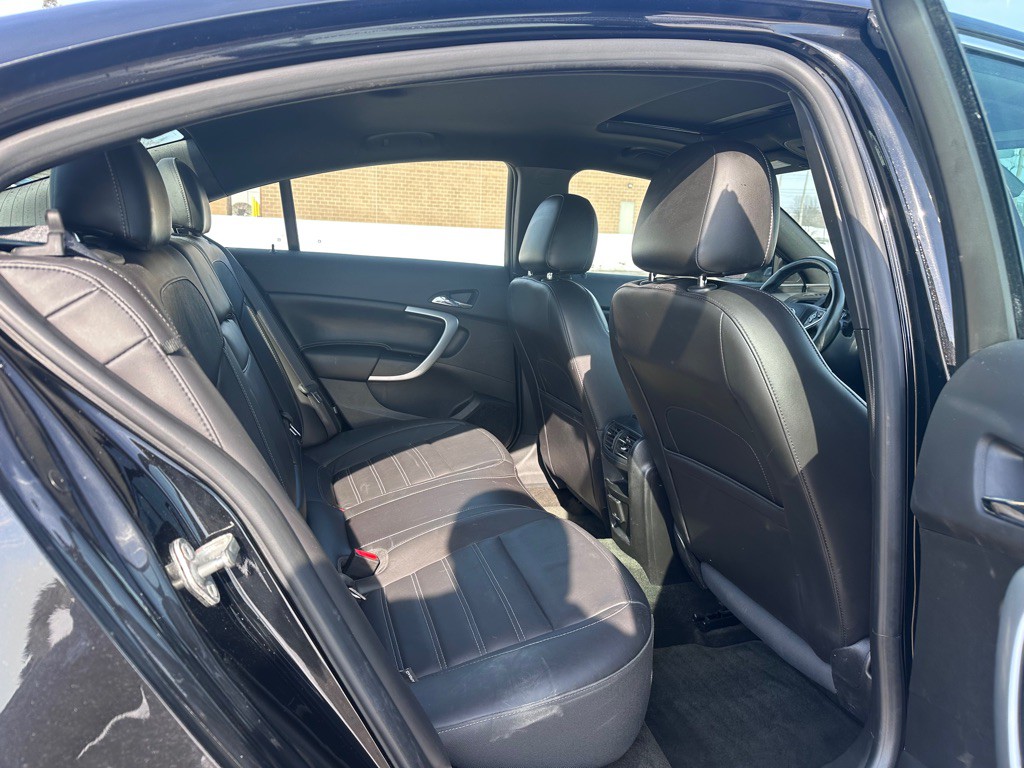 2016 Buick Regal Image 9