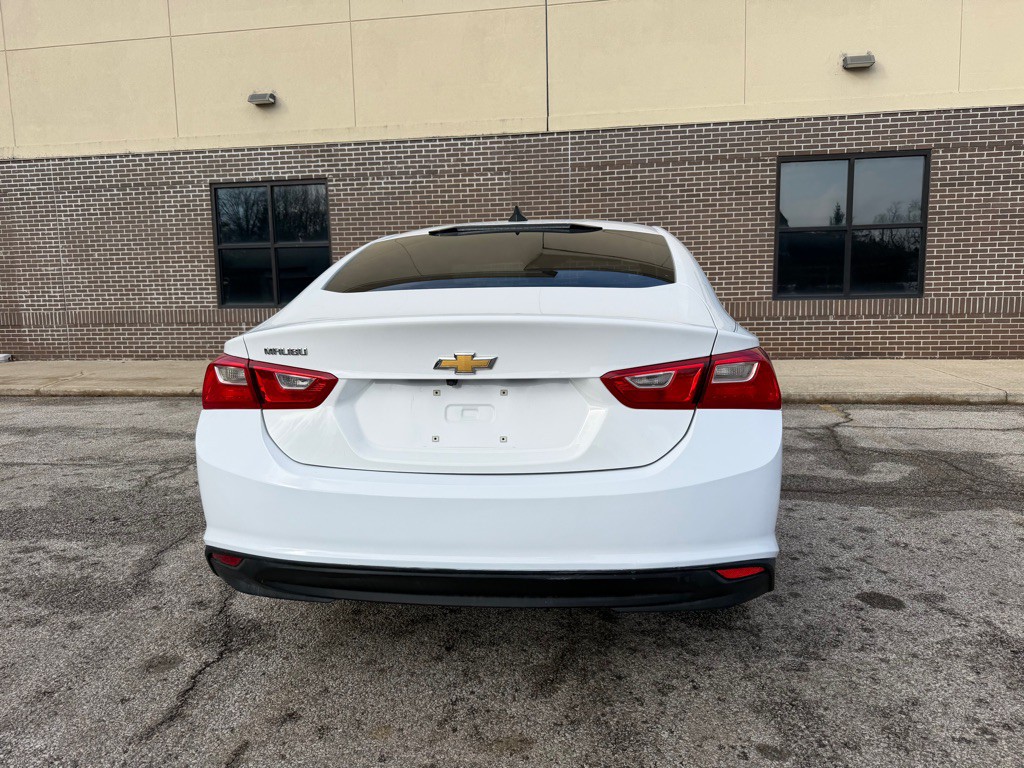 2018 Chevrolet Malibu Image 6