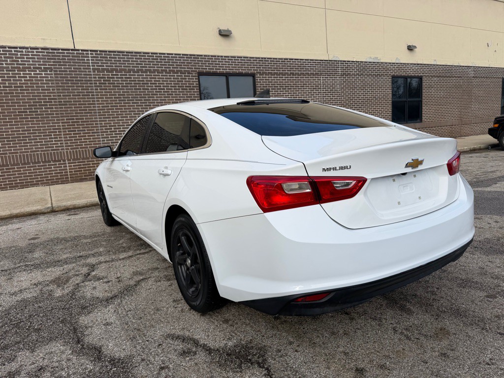 2018 Chevrolet Malibu Image 7