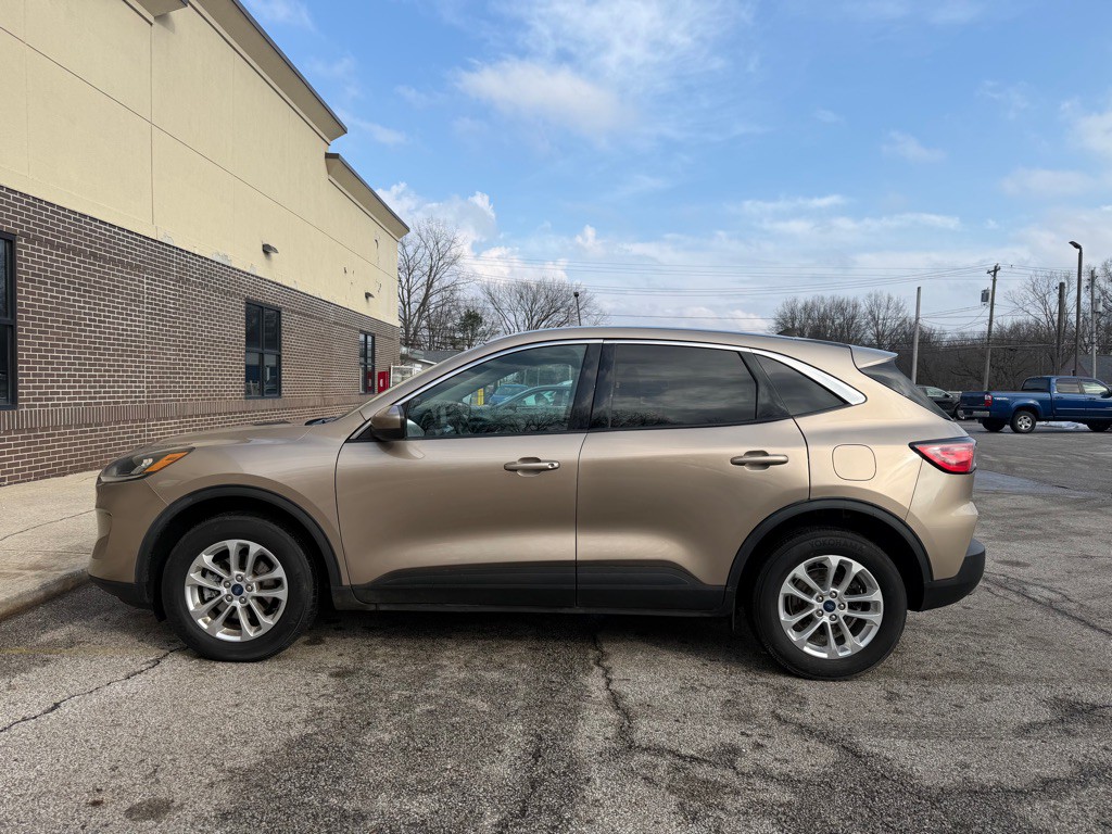 2020 Ford Escape Image 8