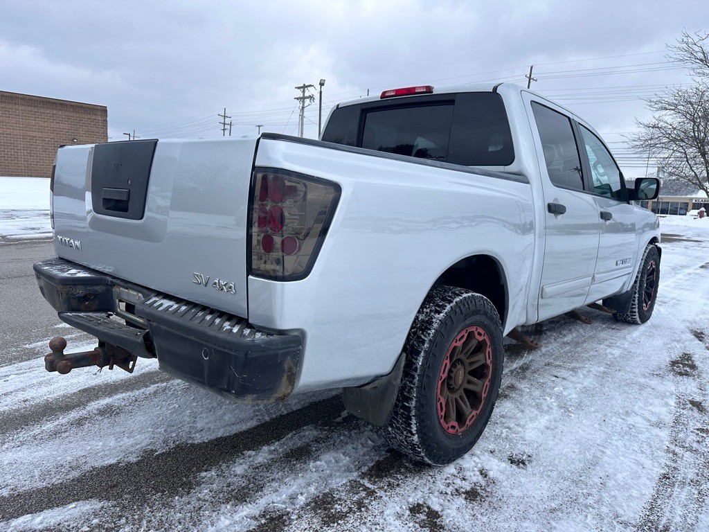 2012 Nissan Titan Image 3