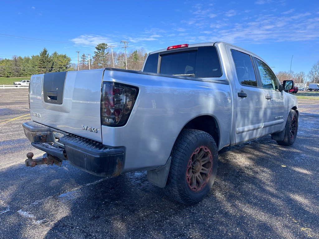 2012 Nissan Titan Image 6