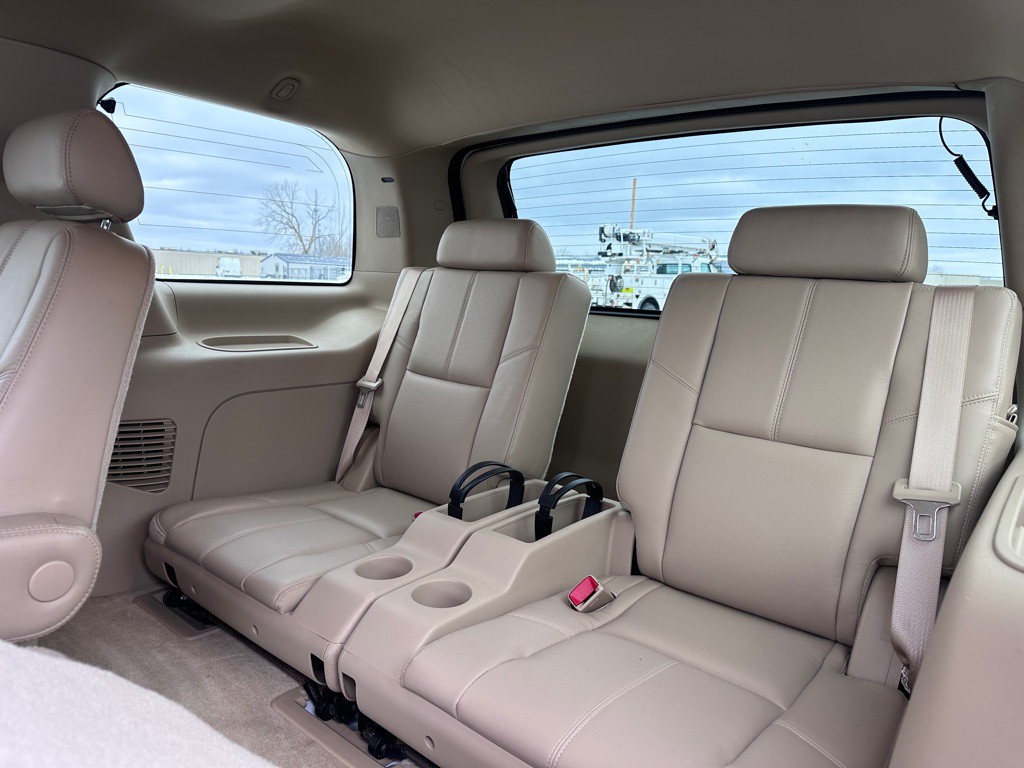 2008 GMC Yukon Image 13