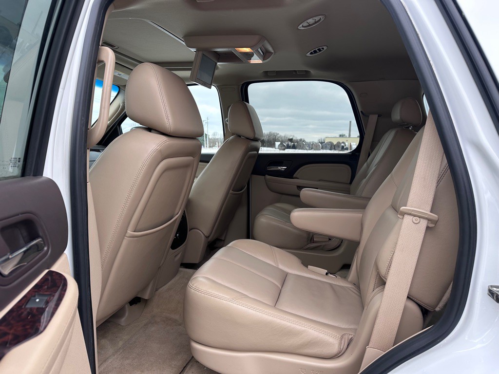 2008 GMC Yukon Image 14