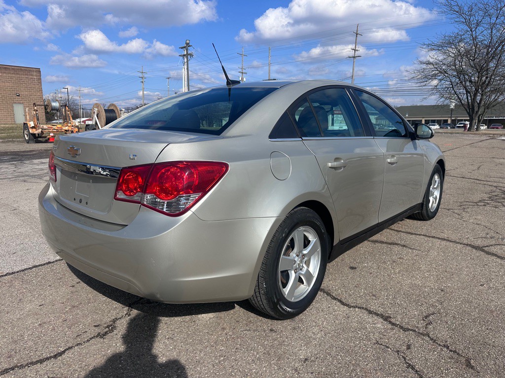 2014 Chevrolet Cruze Image 6