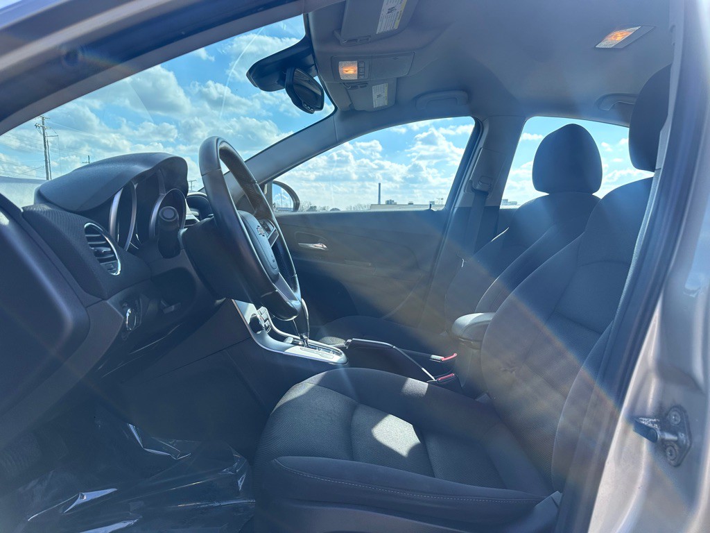 2014 Chevrolet Cruze Image 10