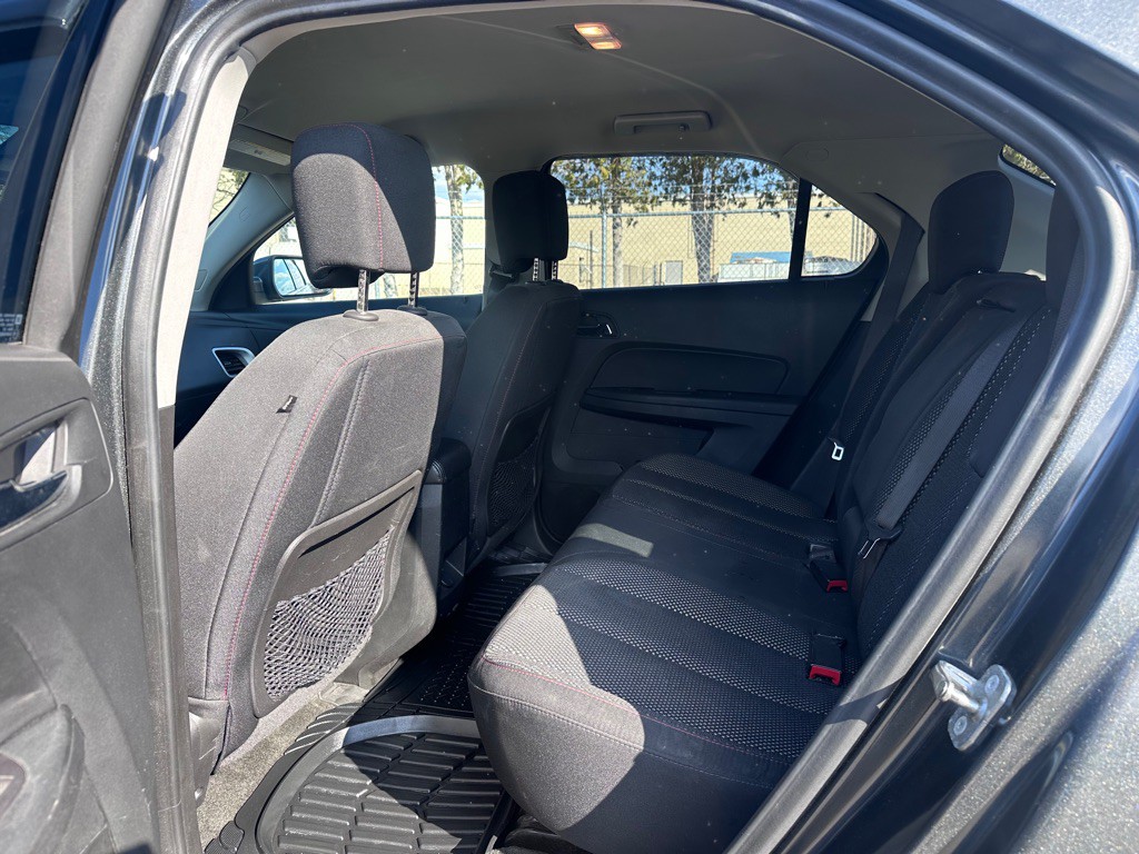 2017 Chevrolet Equinox Image 9