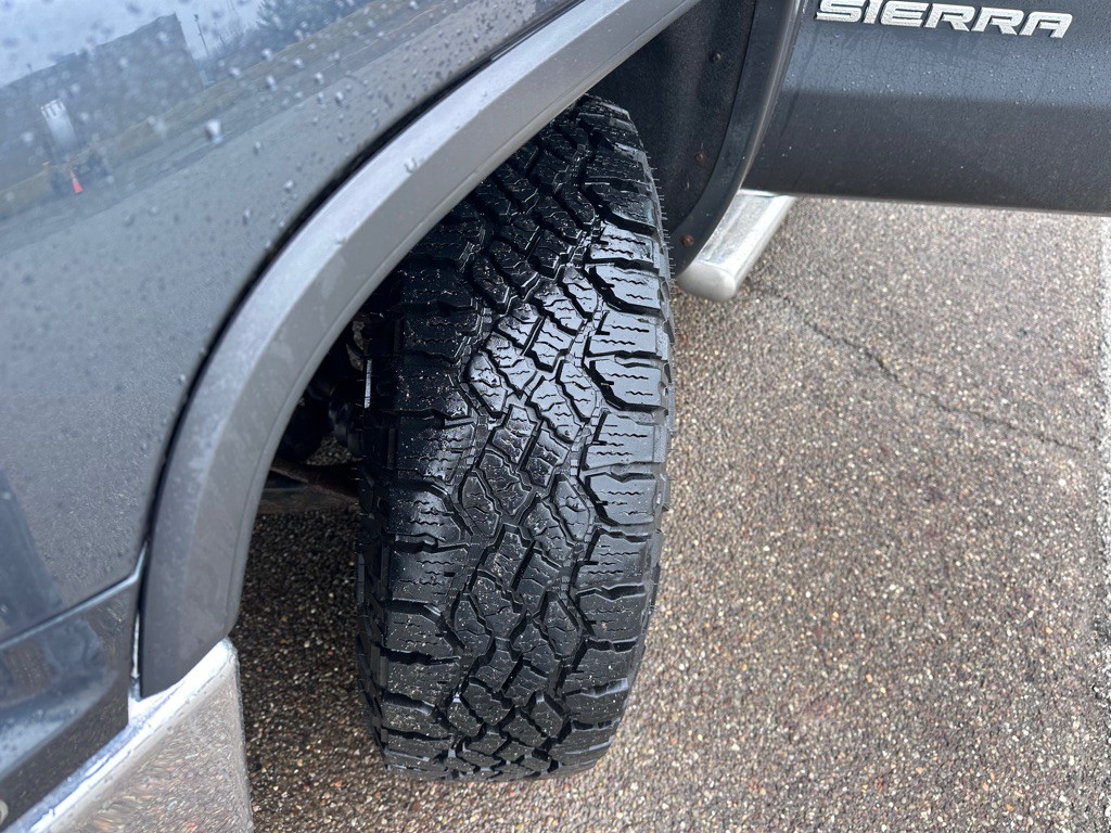 2018 GMC Sierra Image 18