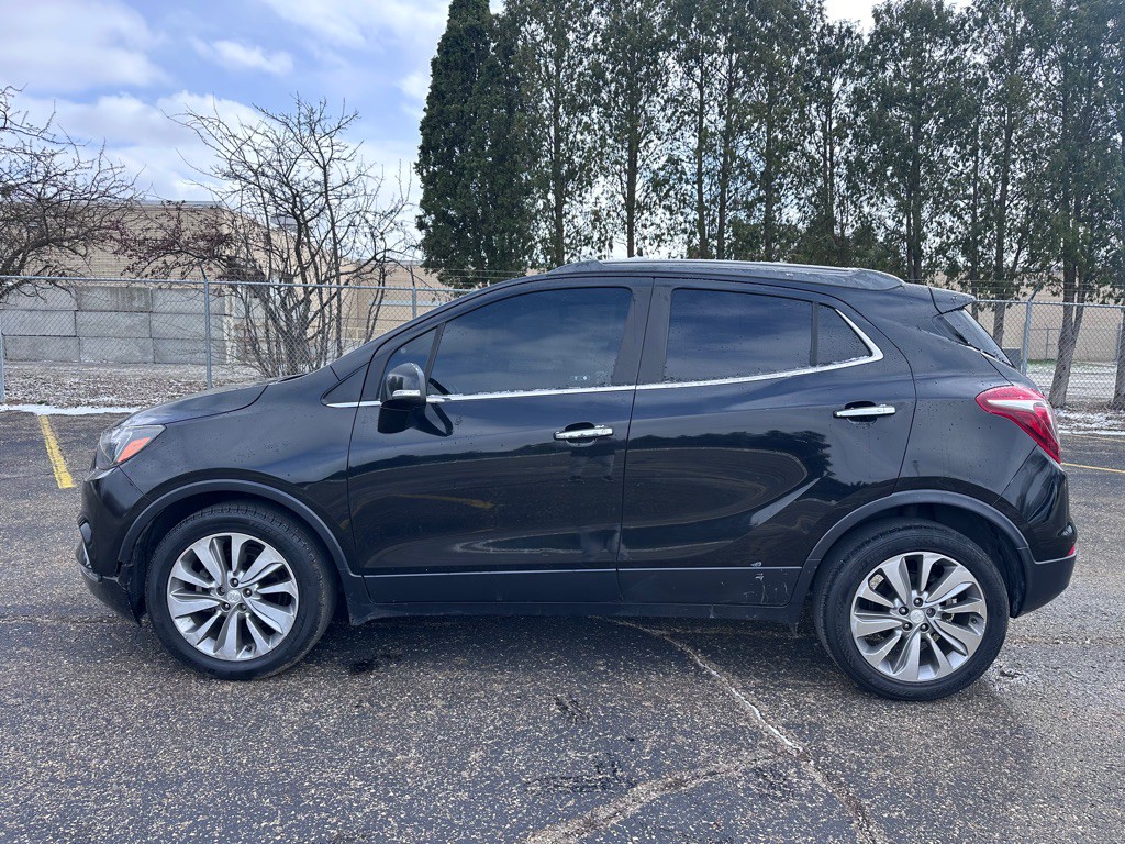 2019 Buick Enclave Image 2