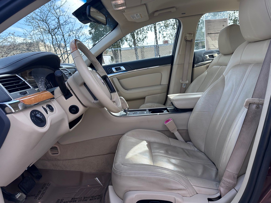 2009 Lincoln MKS Image 10