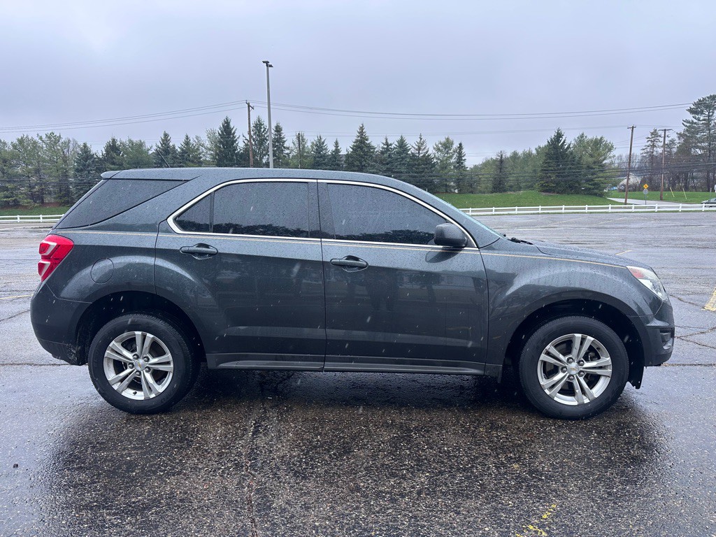 2017 Chevrolet Equinox Image 5
