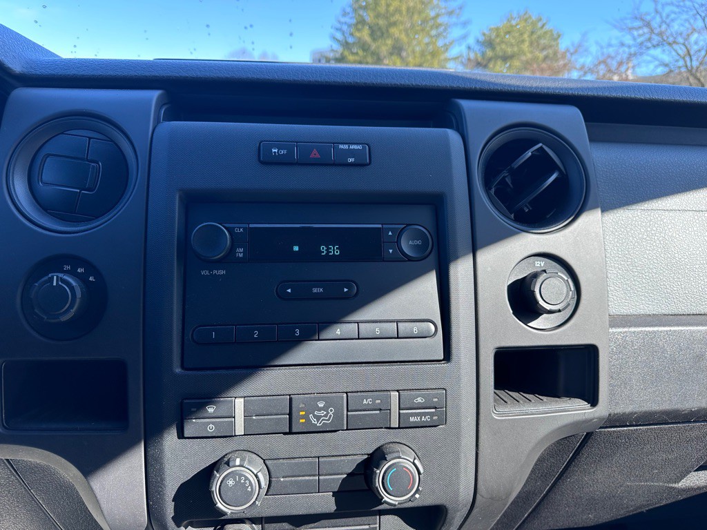 2012 Ford F-150 Image 12