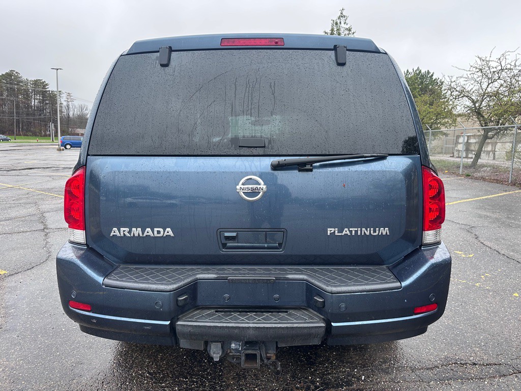 2014 Nissan Armada Image 3