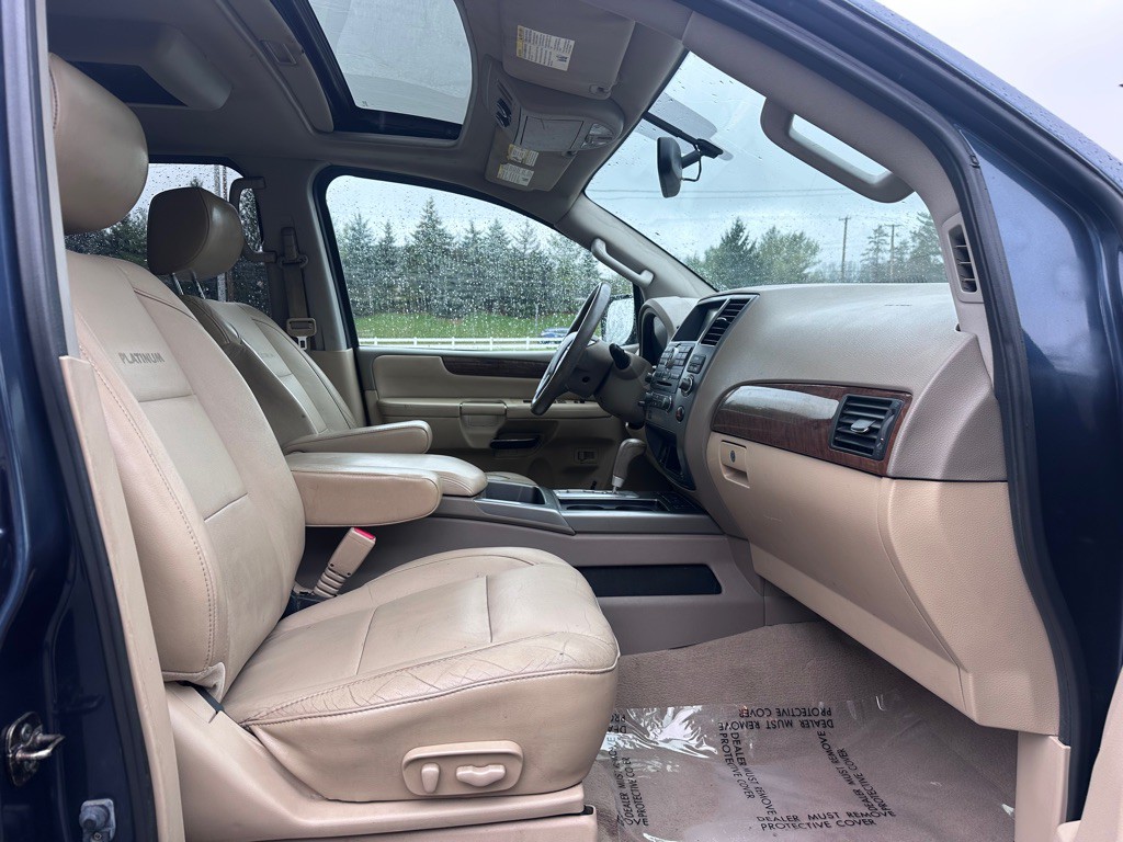 2014 Nissan Armada Image 10