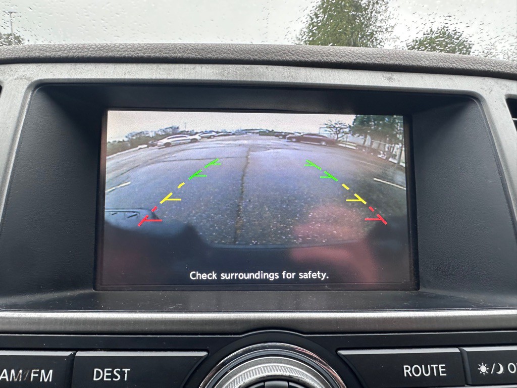 2014 Nissan Armada Image 16