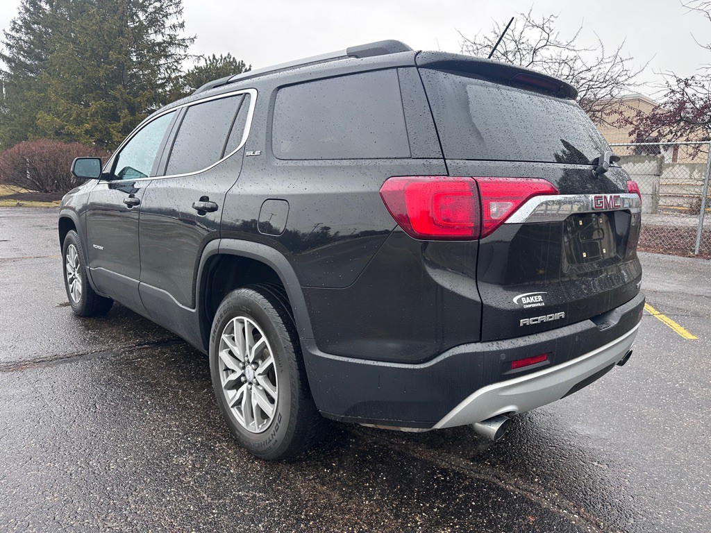 2018 GMC Acadia Image 4