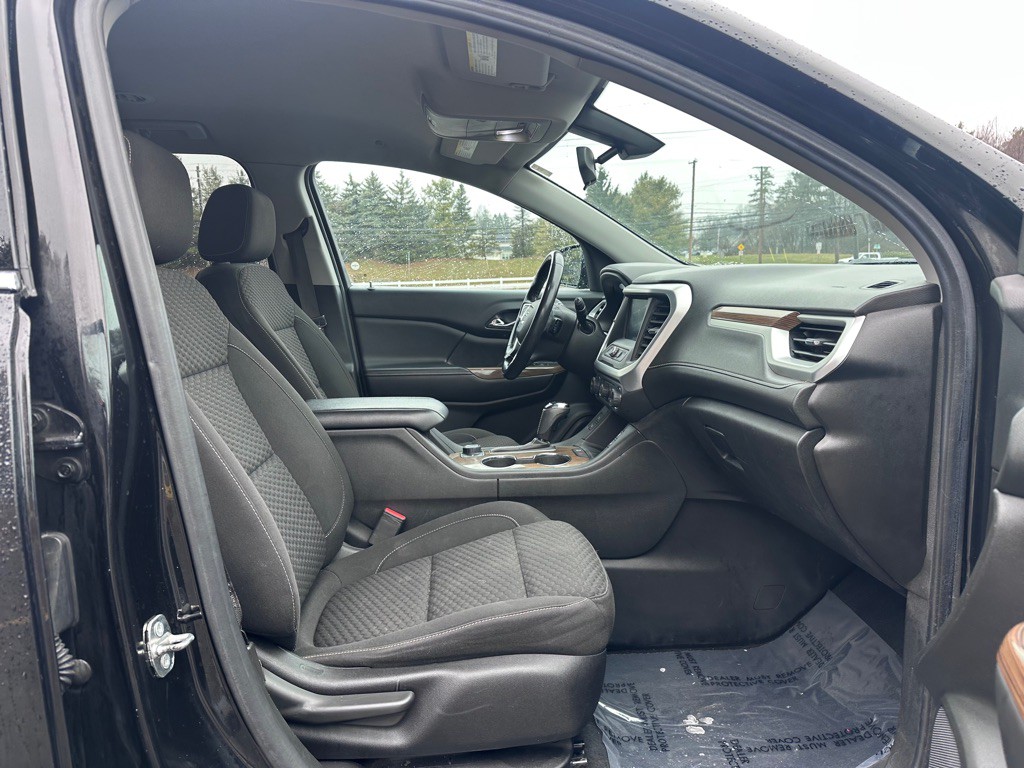 2018 GMC Acadia Image 10