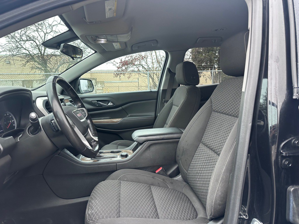2018 GMC Acadia Image 13