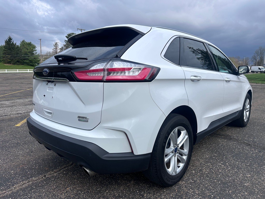 2020 Ford Edge Image 5