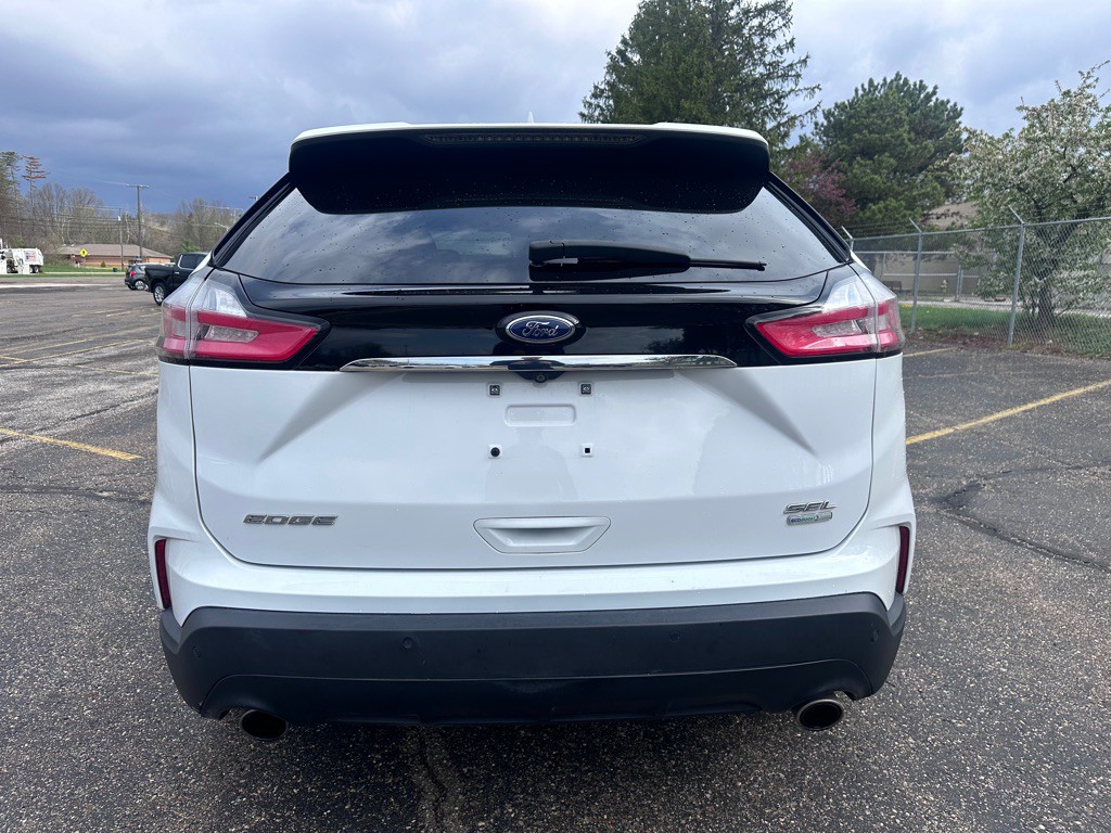2020 Ford Edge Image 6