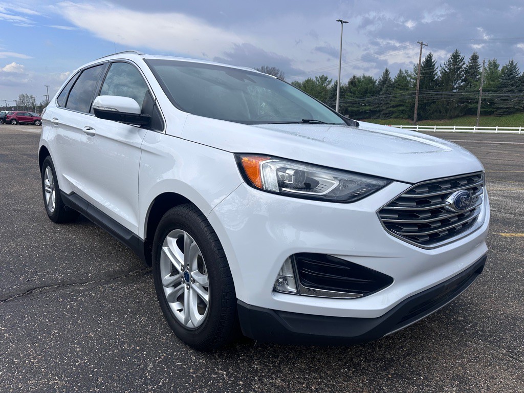 2020 Ford Edge Image 7