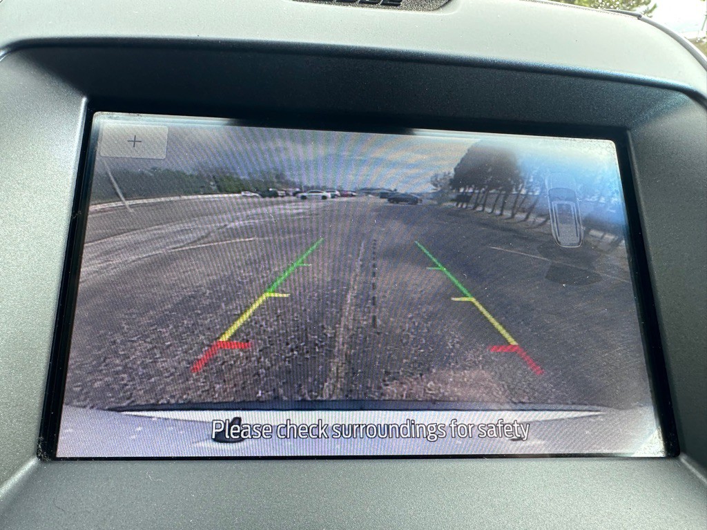 2020 Ford Edge Image 13