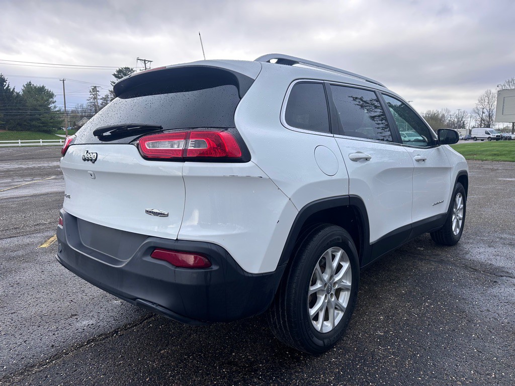 2017 Jeep Cherokee Image 6