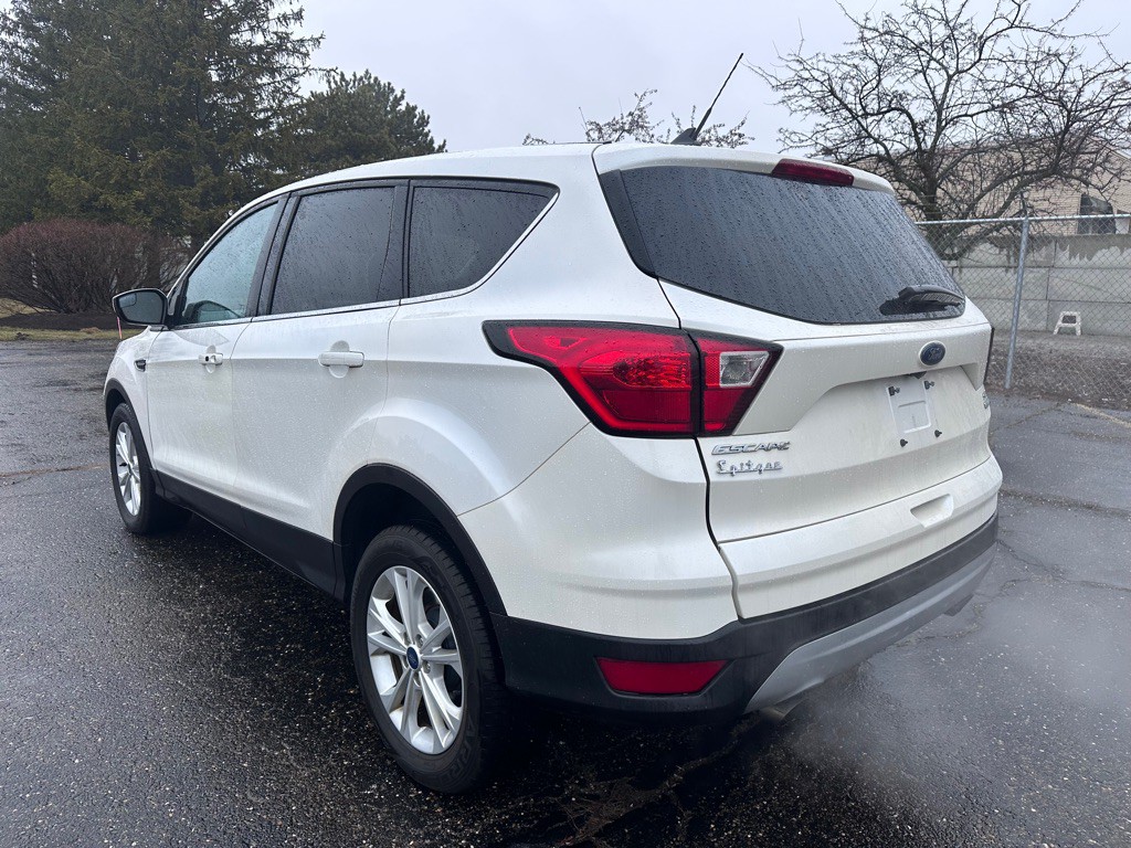 2019 Ford Escape Image 3